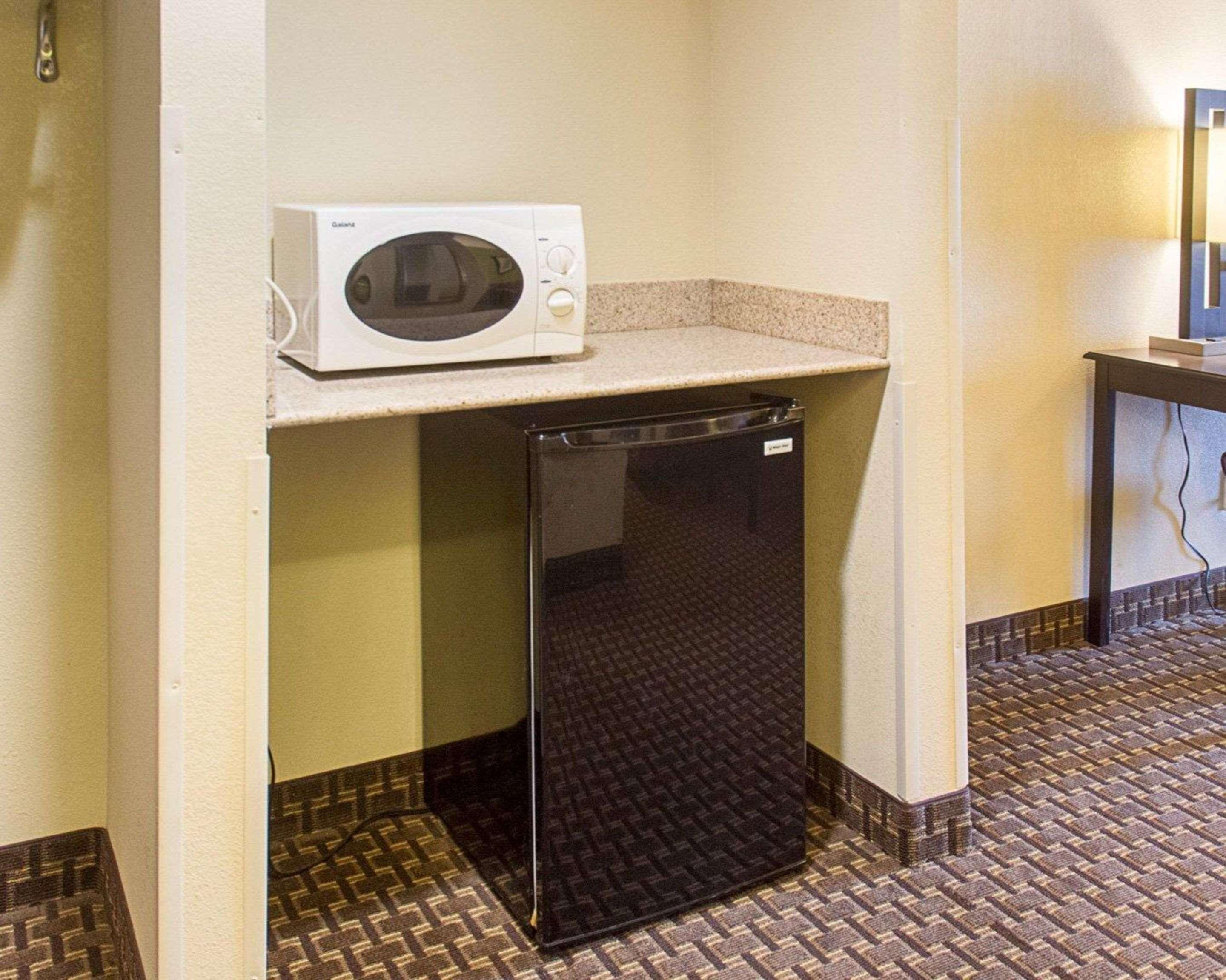 Quality & Quantico Hotel Stafford