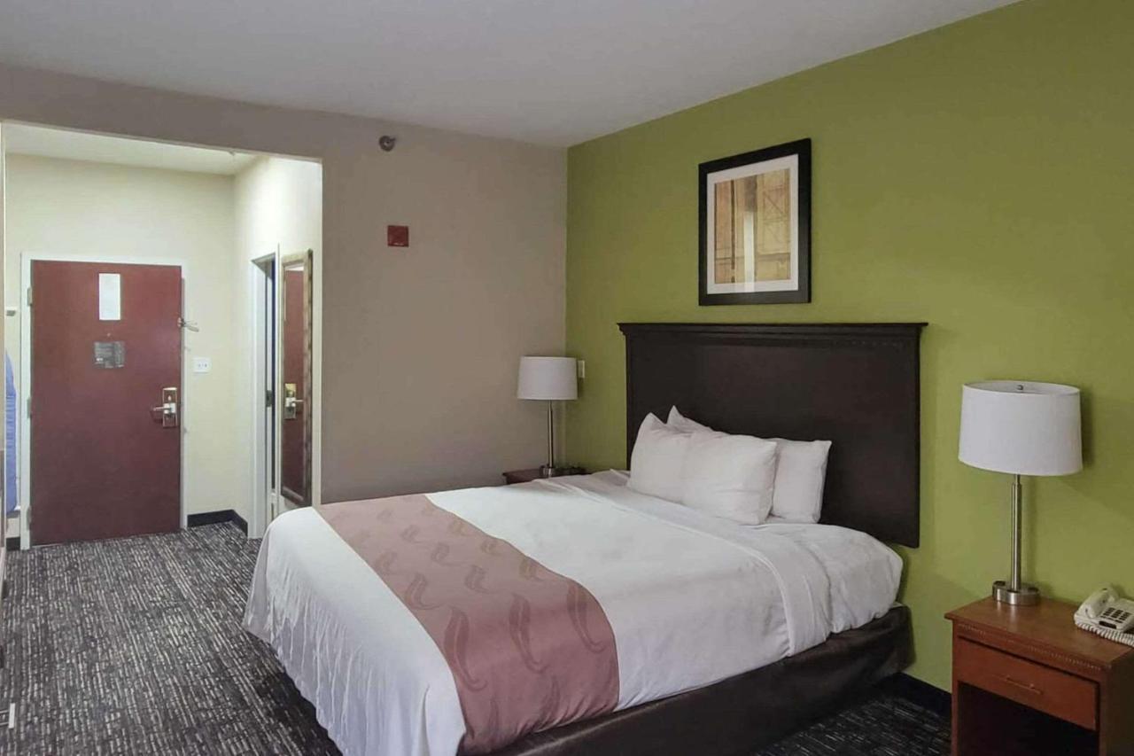 Quality & Quantico Hotel Stafford