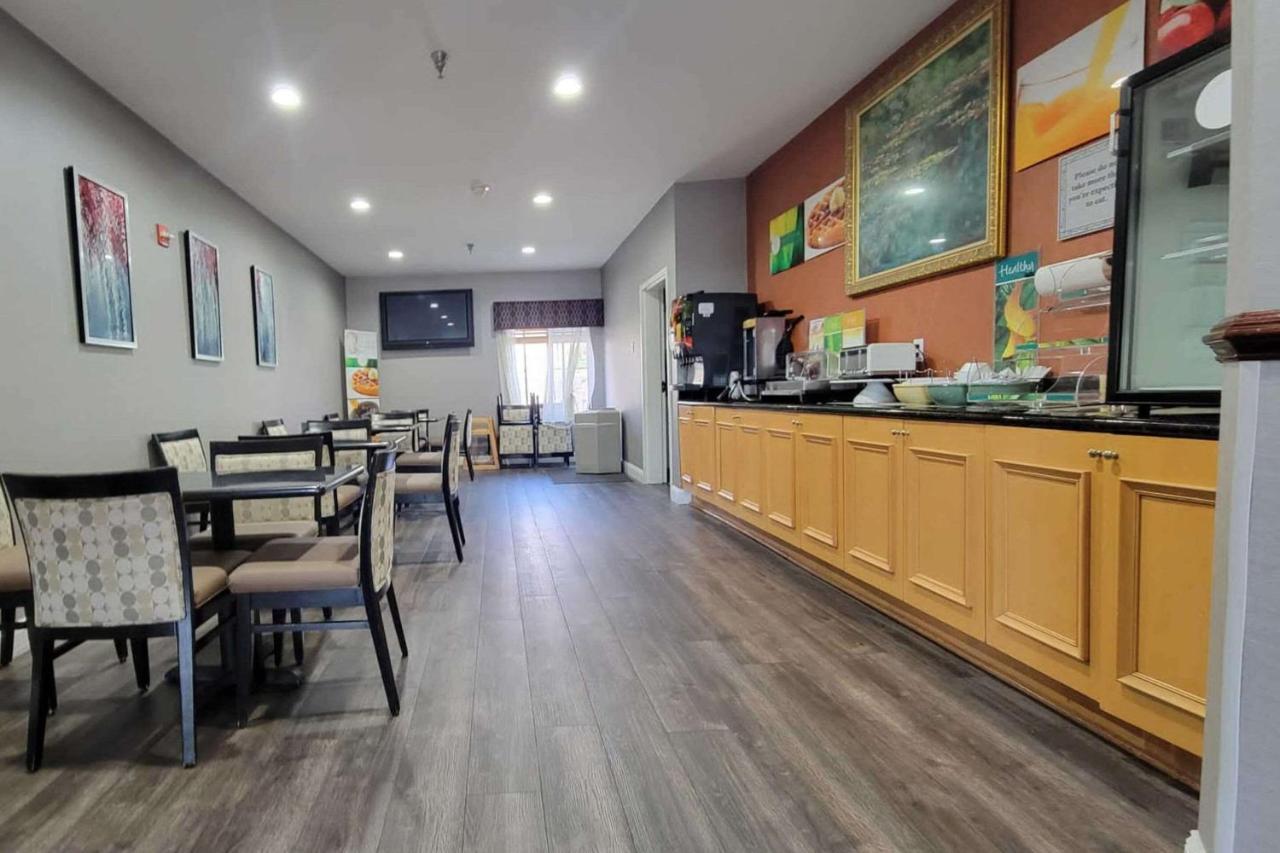 Quality & Quantico Hotel Stafford